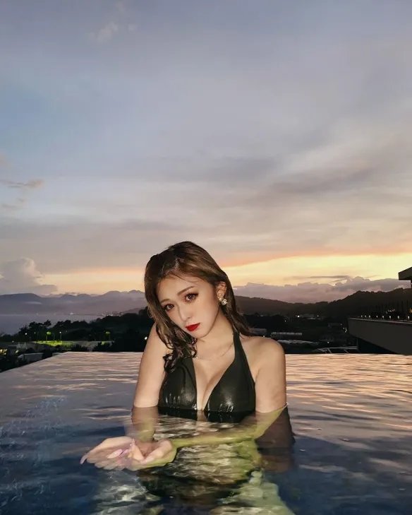 皮肤白皙超吸睛！岛国辣妹“古川优奈”美照欣赏