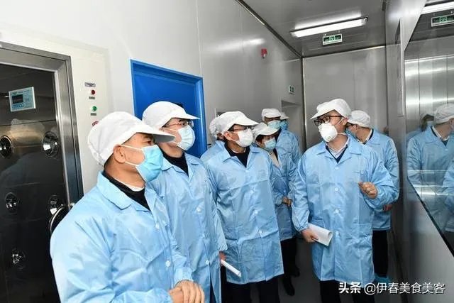 疫情目前新增确诊人数已经控制在百位数，你觉得可以复工了吗？