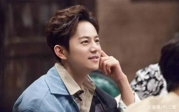 获得金鹰主持人奖，除了董卿和何炅还有谁？