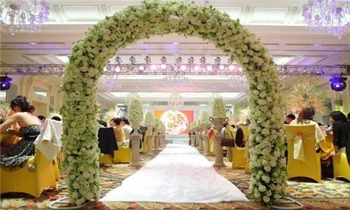 西式婚礼场地有哪些 举办西式婚礼需要注意什么