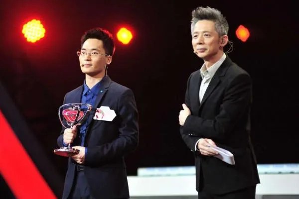 你觉得现在的综艺节目最大的看点在哪里?