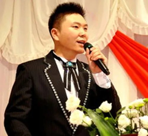 北京婚礼主持人有哪些 北京婚礼司仪要多少钱