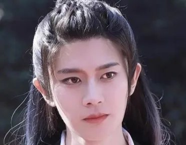 《驭鲛记之与君初相识》改编小说《驭鲛记》，迪丽热巴又一古装剧