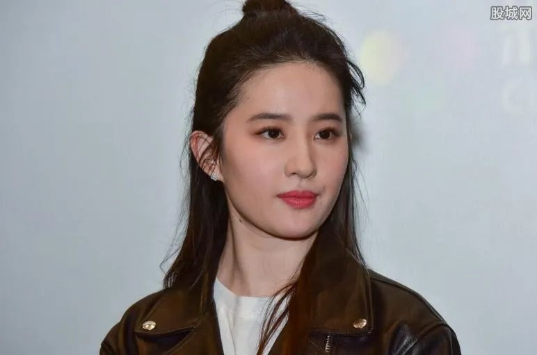 刘亦菲结婚照曝光 刘亦菲孕相明显被疑怀孕