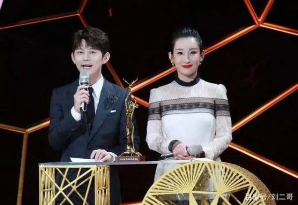 获得金鹰主持人奖，除了董卿和何炅还有谁？