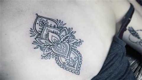 去纹身得多少钱