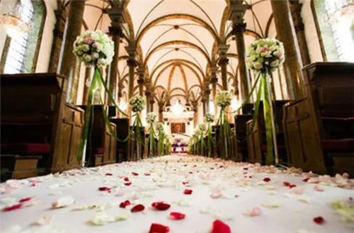 西式婚礼场地有哪些 举办西式婚礼需要注意什么