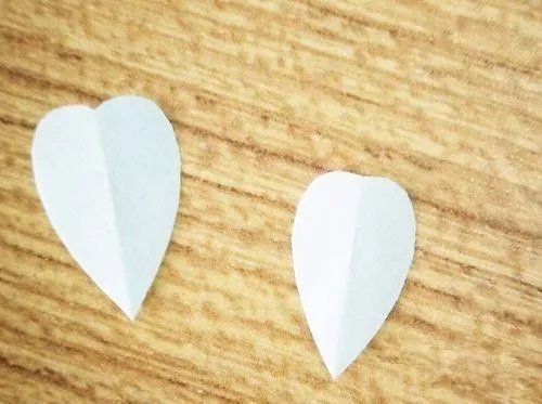 如何制作贺卡图片？