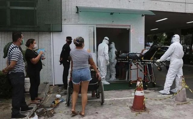 新冠确诊超61万,巴西总统也威胁要退出世卫,对此你怎么看?