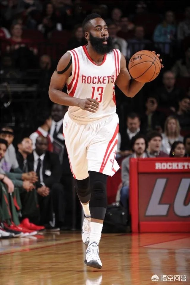 火箭主场大胜掘金，哈登得到32+14，火箭距离西部第一还有多远？