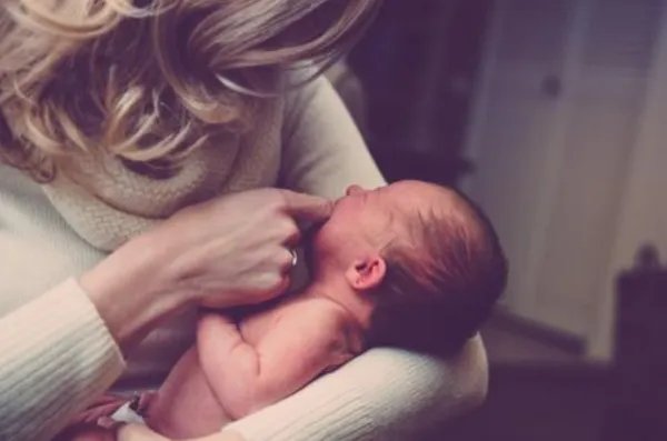 父亲节和母亲节分别是哪一天？