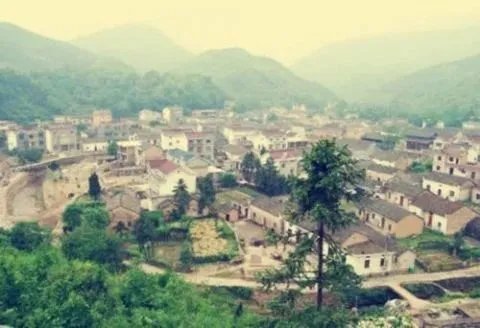 最近很火的“村庄现唐宋古钱币”事件究竟是怎么回事？