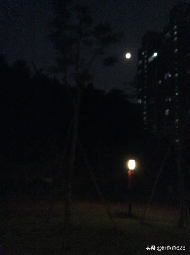 中秋夜，你们有家乡的月亮最美的图片吗？