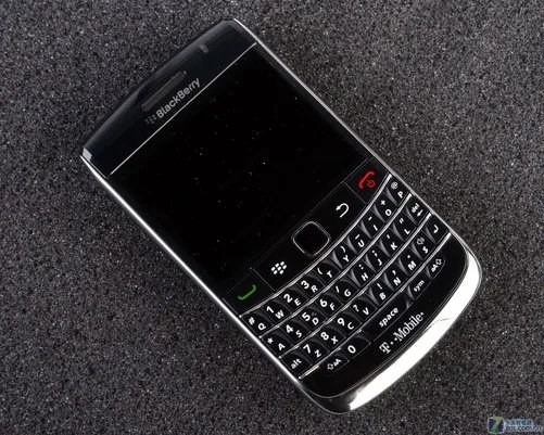 延续Curve经典 WCDMA网络黑莓9300评测