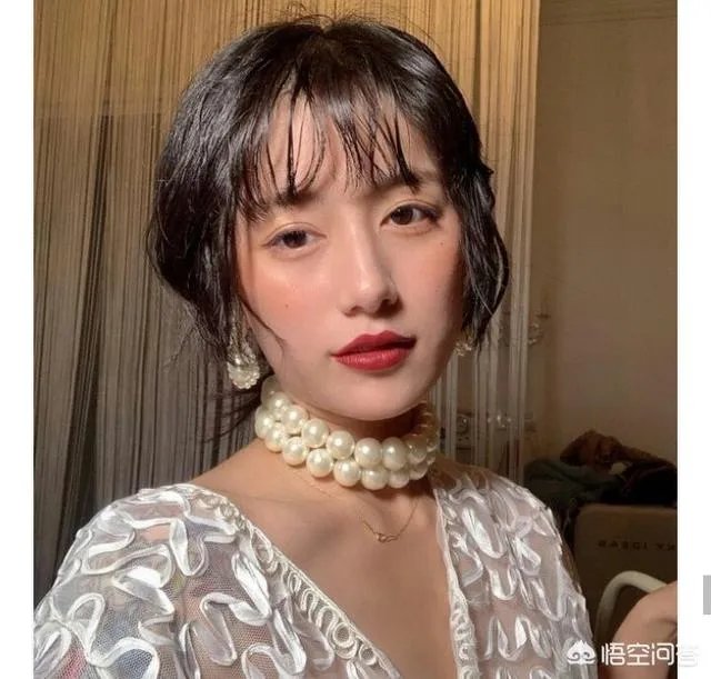 【黑尾酱】李诞的妻子，最近发文道歉了，是跟谁闹上了吗？