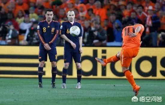 荷兰西班牙，谁在世界杯历史上的地位更高？