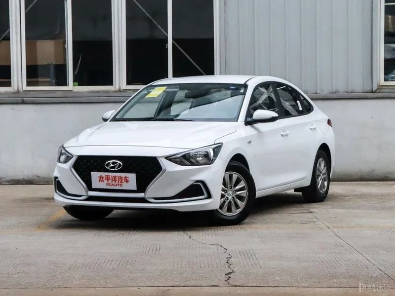 悦动三厢最低价格是多少钱？