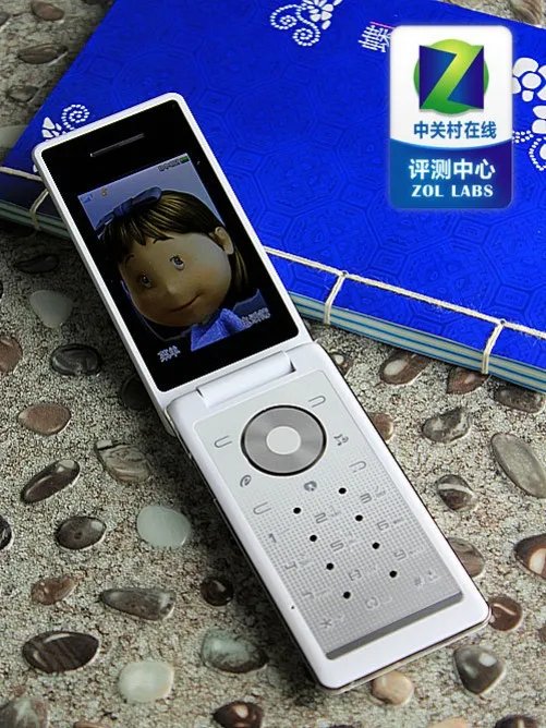 2.8吋屏+光学触摸旋转导航 康佳K17评测