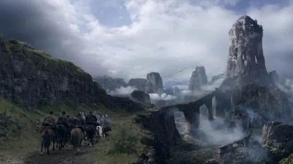 怎么评价权力的游戏第一季？