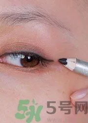 眼线怎么画好看图解?单眼皮怎么画眼线好看?