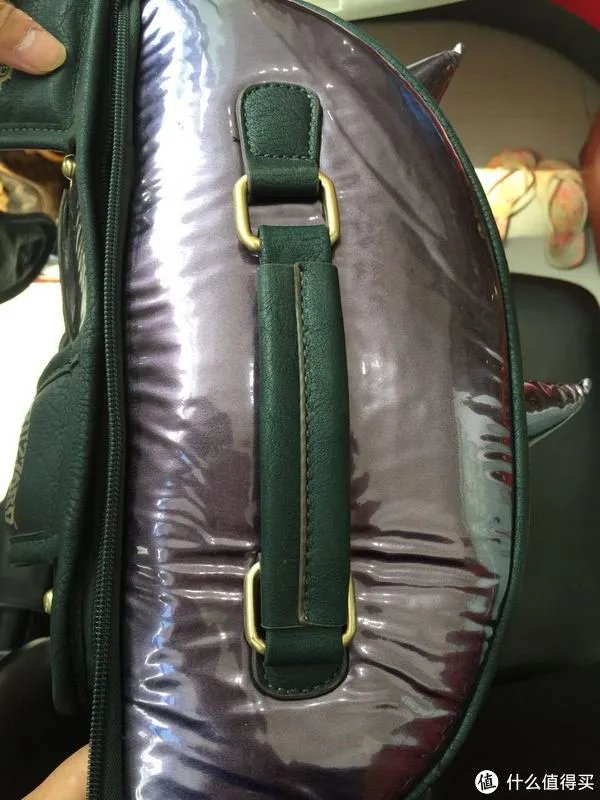 伪信仰充值 — 入手魔兽世界埃辛诺斯壁垒 蛋盾双肩背包