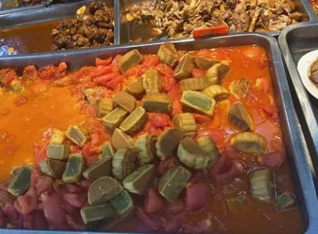 芜湖一高校食堂做黑暗料理西红柿炒月饼，你还见过哪些黑暗料理？