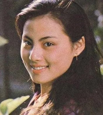 87版《红楼梦》王熙凤一角的扮演者原来是乐韵，后来她去了哪里？