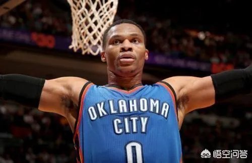 威少今天已经完成连续两个赛季场均三双，创造历史，你怎么看？