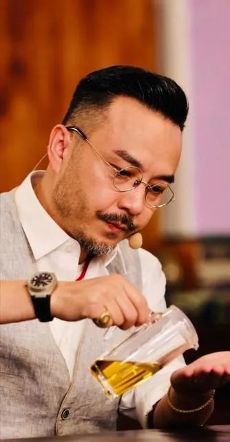 汪涵代言翻车,一句道歉就能过去吗?