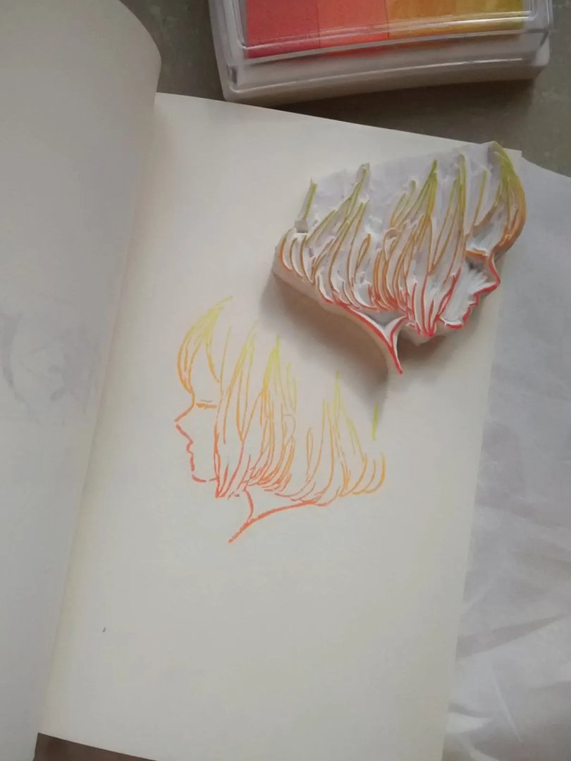 唔……橡皮章吧！