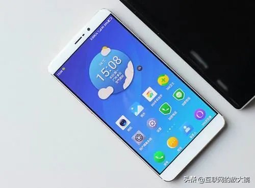 360否认手机业务暂停，即将到来的5G时代，周鸿祎能带它翻身吗？