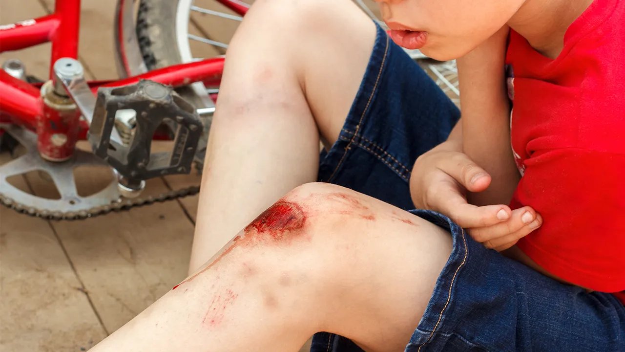 宝宝睡觉出汗多是怎么回事 宝宝睡觉汗多要做5项护理工作