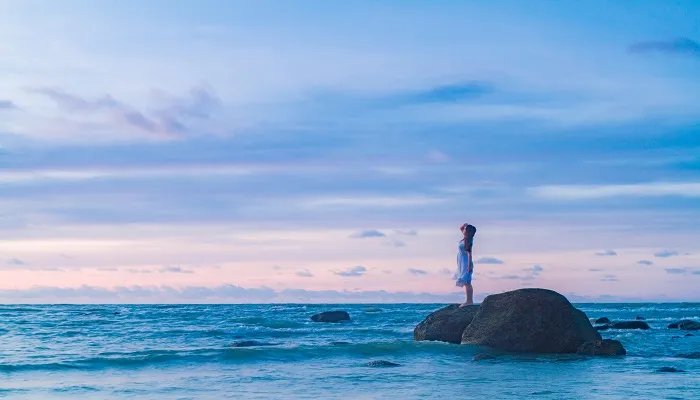 去海边需要带什么 去海边需要带什么东西