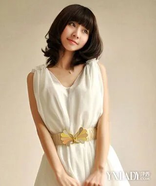 女生文艺青年发型打造甜美优雅范