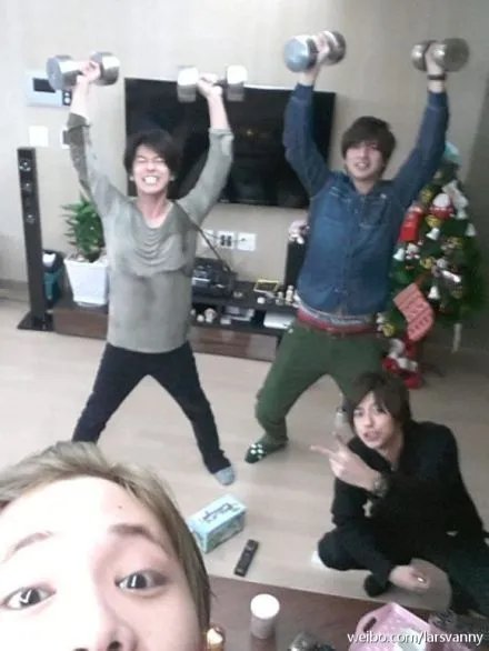 三浦翔平在圈内的好朋友有谁?