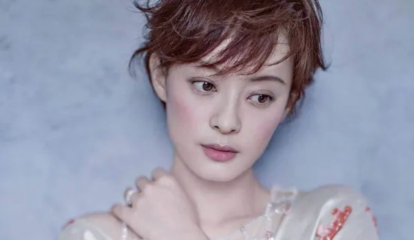 要染发了，深桃木色和深梨木色有什么区别？？？在线悬赏！！