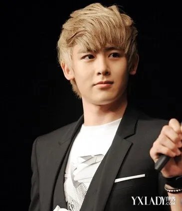 2pm尼坤车祸宋茜态度她表示很担忧