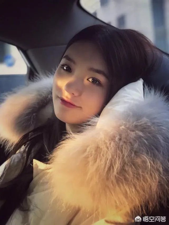 你爱的人不爱你，做什么说什么都是打扰对吗？