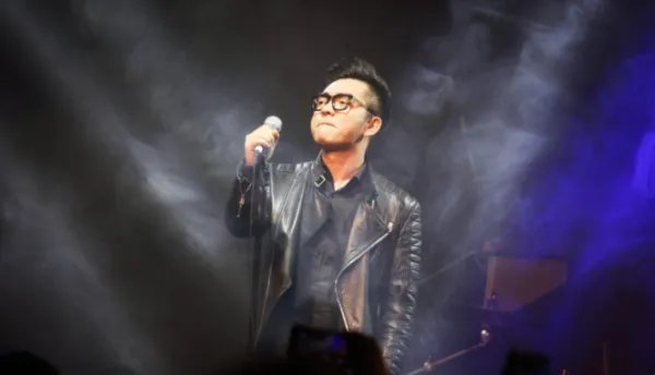 愤怒的情人 歌词