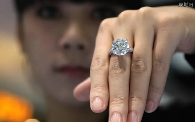 bloves钻戒怎么样 bloves价格大约是多少