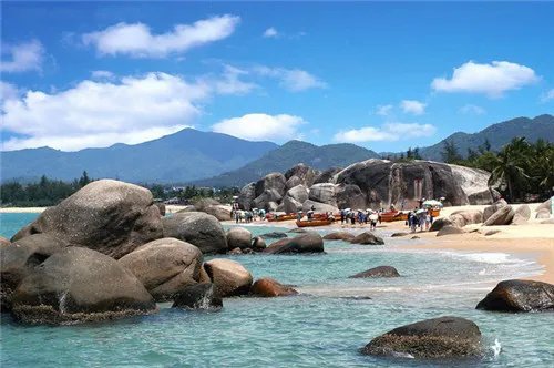 三亚蜜月旅行攻略 三亚旅游景点推荐