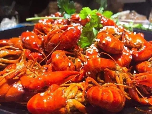 一年挣八万生意多吗？