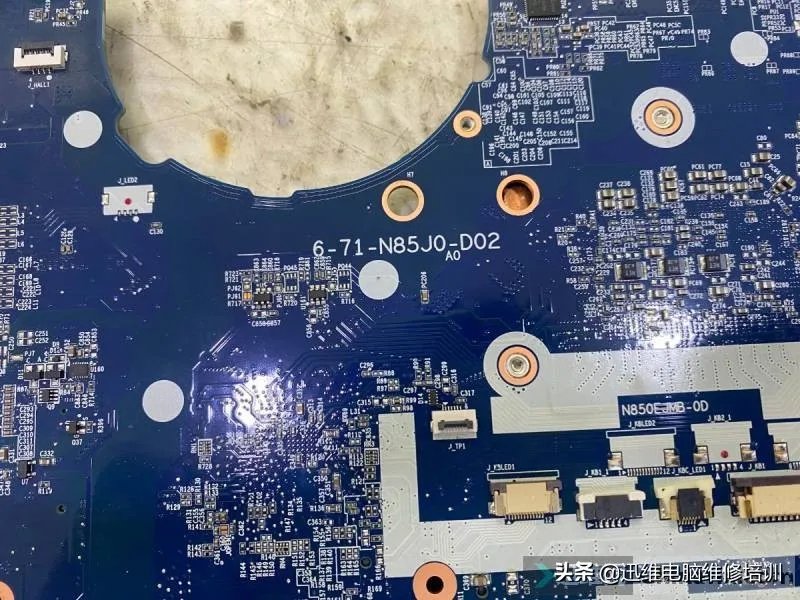神舟笔记本维修教程（这个解决方法太简单了）