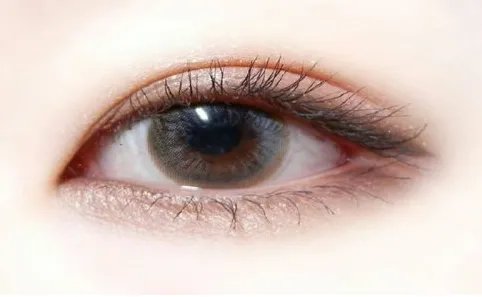 眼部整形的价格是多少