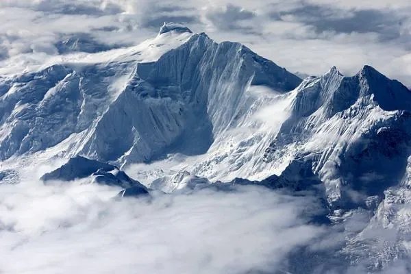 世界屋脊是什么意思？