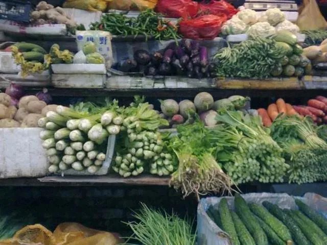 一年挣八万生意多吗？