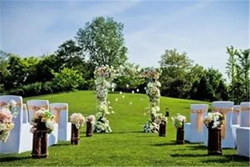 北京草坪婚礼场地盘点  举办草坪婚礼需要多少钱
