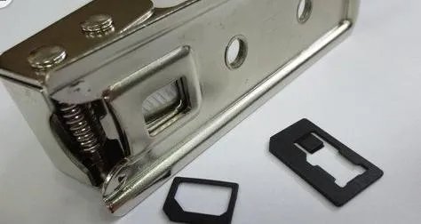 手机卡剪卡器怎么用