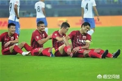 9月18日中超“榜首大战”，上海上港对阵广州恒大，你认为谁能取胜？比分如何？