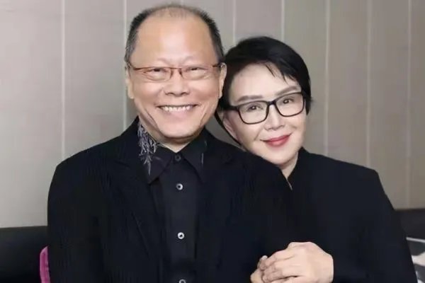 导演张毅病逝，那么有才的他，为何当初差点被娱乐圈封杀？